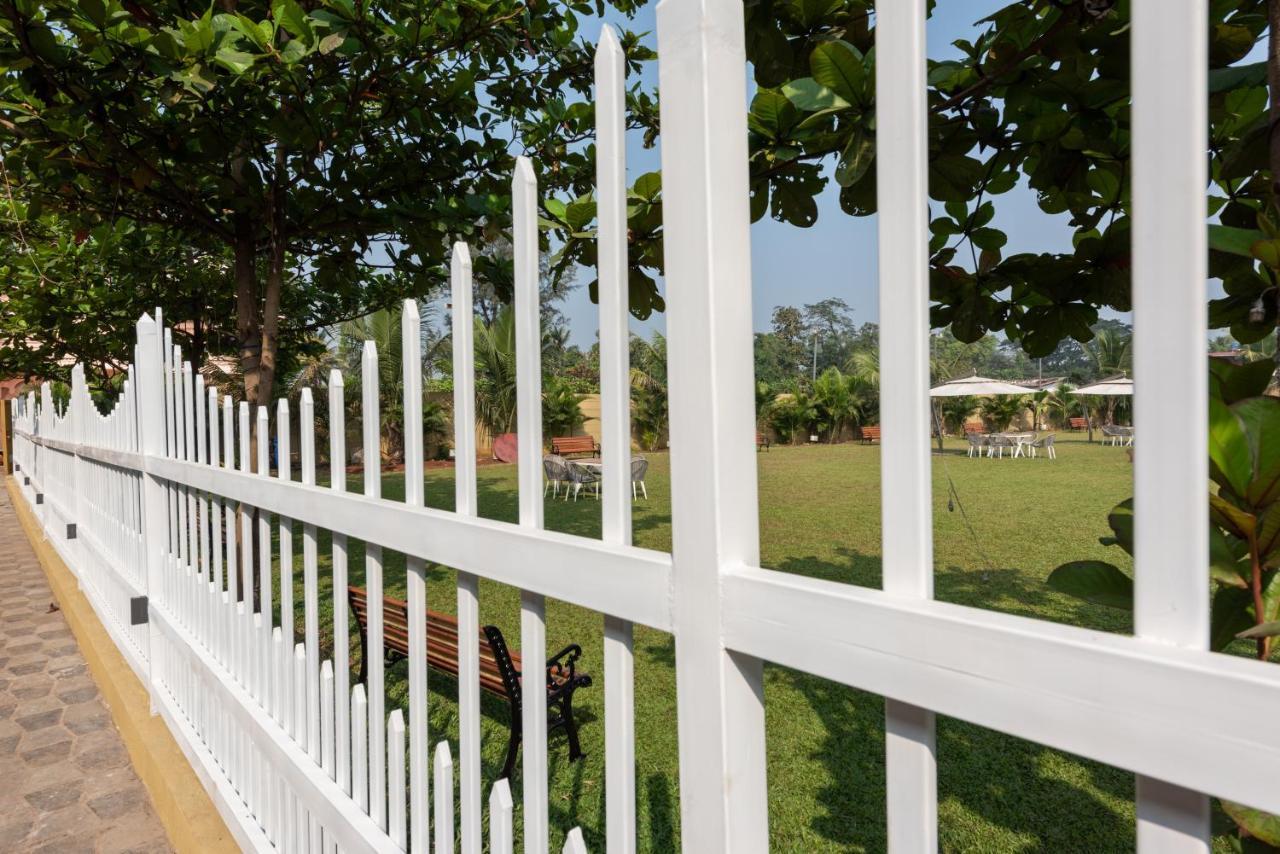 Paramount Riverfront Resort & Spa, Karjat Ngoại thất bức ảnh